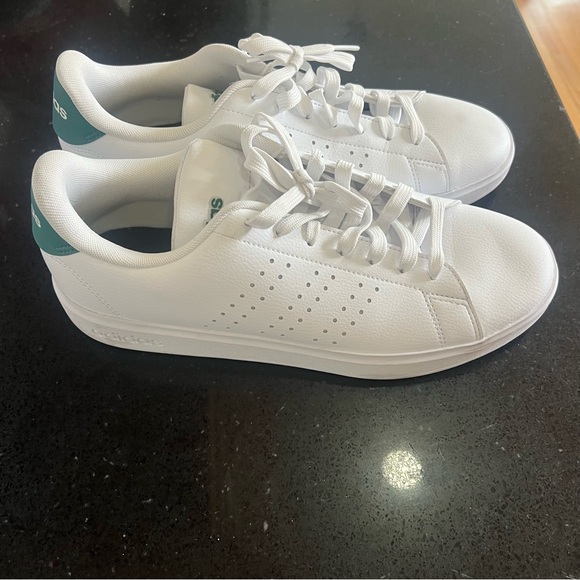 Adidas Men's Classic White Sneakers - Picture 3 of 5